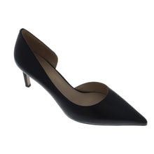 Women’s Pumps by Claudia Rossi