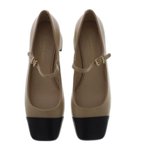 Classic Pumps