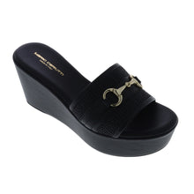 Women’s Medium Wedge by Mario Cerutti