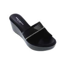 Medium Wedge