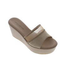 Medium Wedge