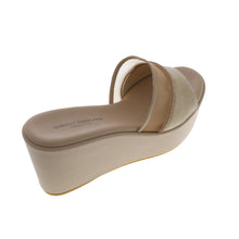 Medium Wedge