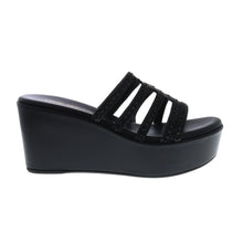 Medium Wedge