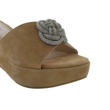 Low Wedge