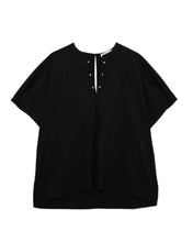 Women’s T Shirt by Jijil