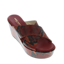 Medium Wedge