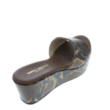 Low Wedge
