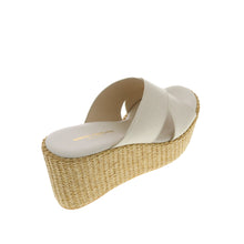 Medium Wedge