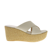 Medium Wedge