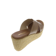 Medium Wedge