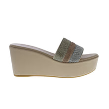 Medium Wedge