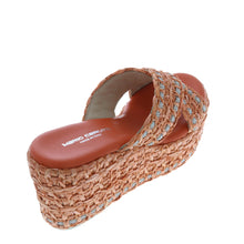Medium Wedge