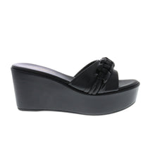 Medium Wedge
